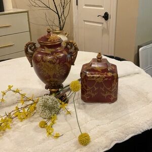 RUSTIC LARGE SIZE VASES WITH VELVET STORAGE COMPARTMENT